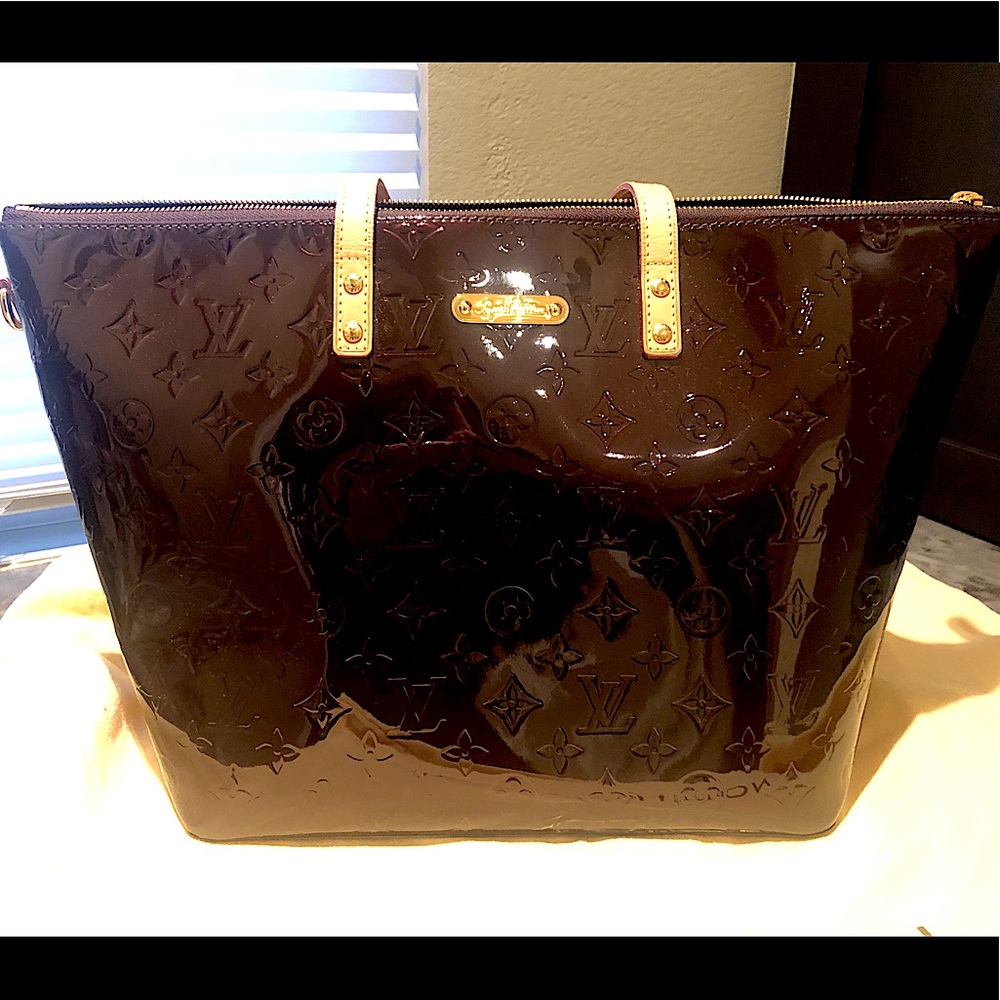 Louis Vuitton Vernis Bellevue GM